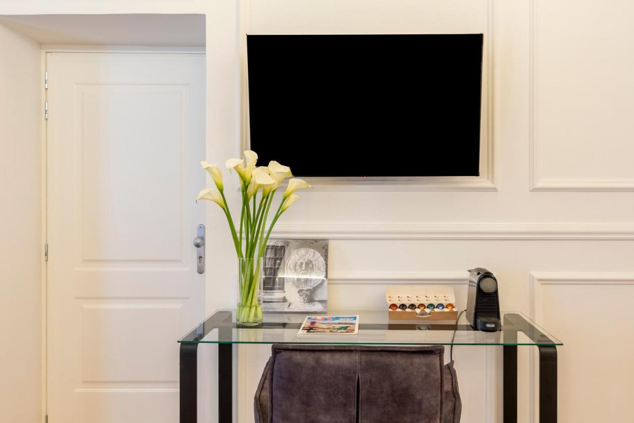 Largo Arenula Suites Roma Dış mekan fotoğraf